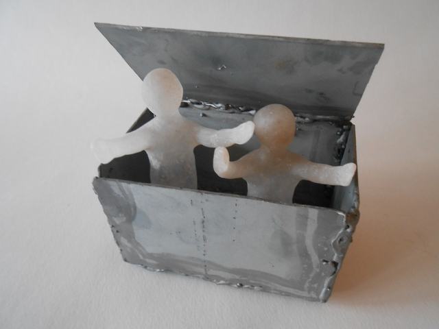 Coming out of the box - foto: Kristel Van Lent